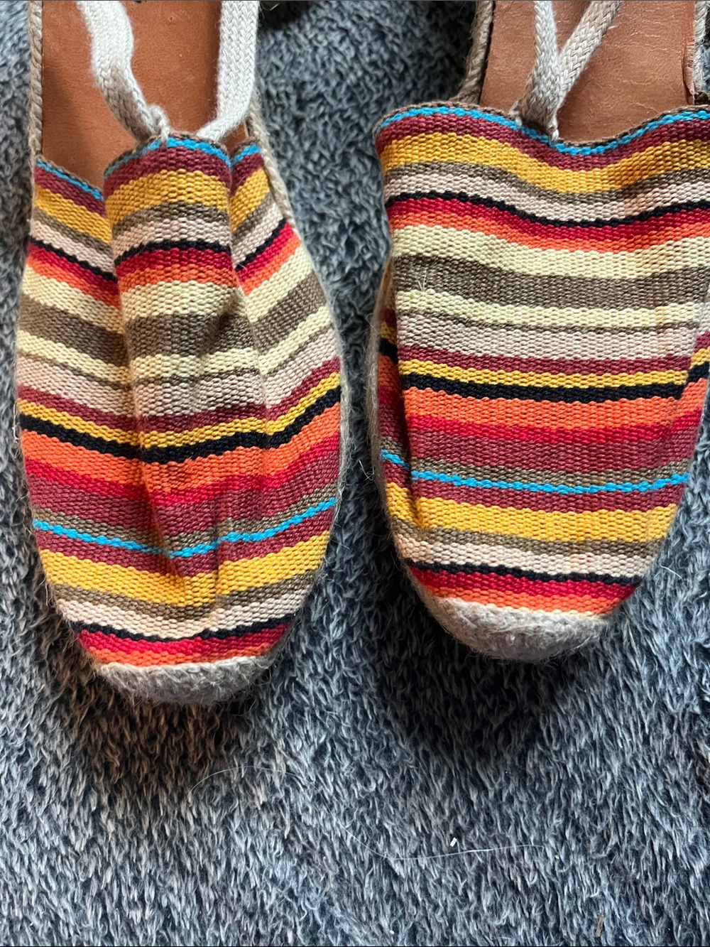 New Andre Assous espadrille Never worn - Picture 3 of 11